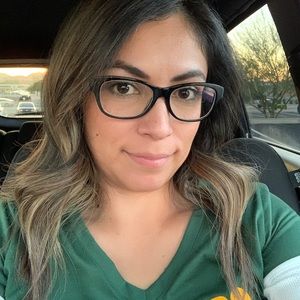 Meet your Posher, Araceli